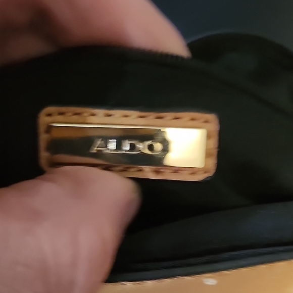 Stylish Aldo Crossbody Tan and Black Women's Bag - Picture 5 of 8